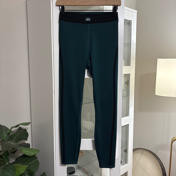 ALO Yoga Airlift High-Waist 7/8 Line Up Leggings Green / Black Medium - Picture 1 of 7